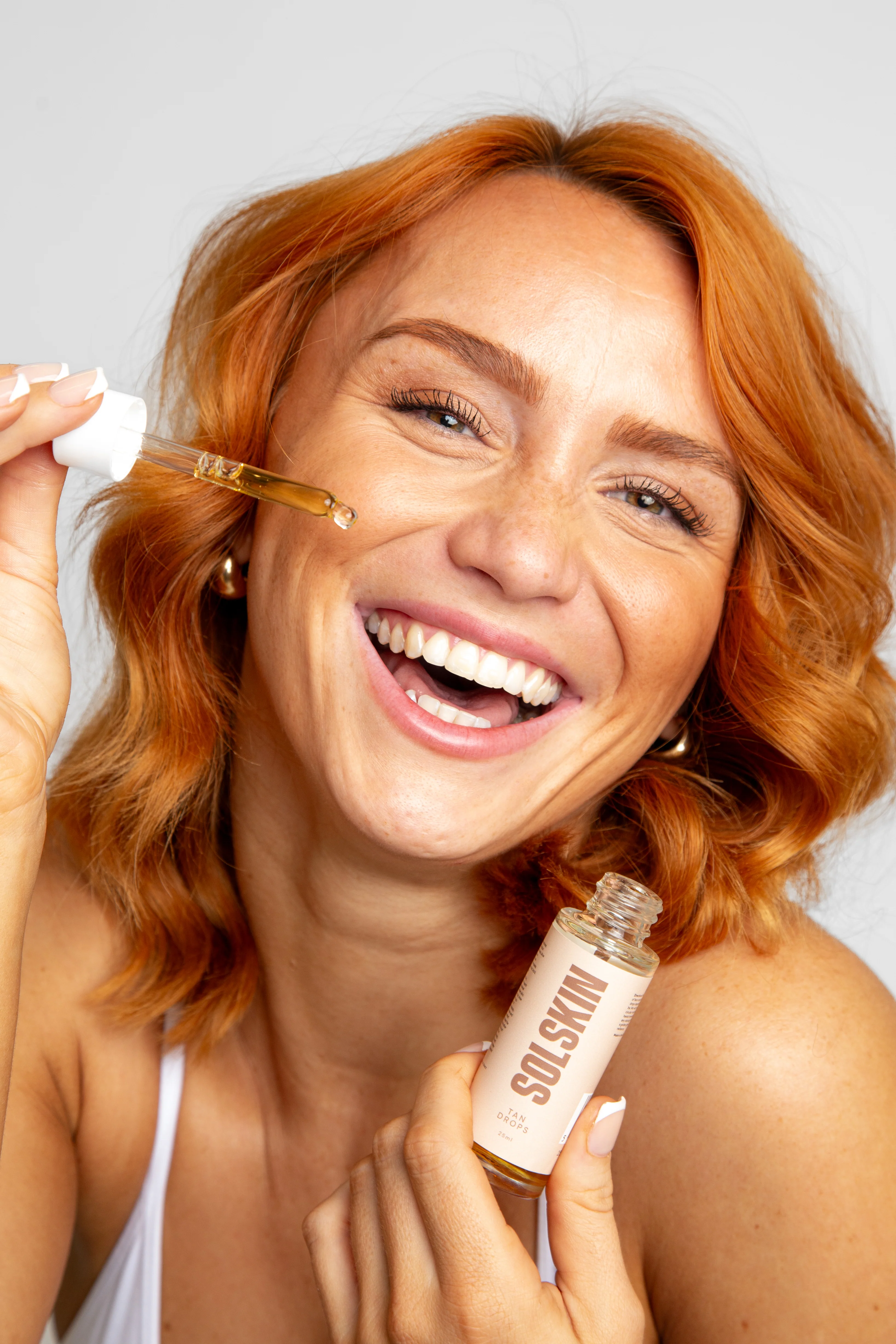 Gradual Tanning Moisturiser & Tan Drops - Image 4