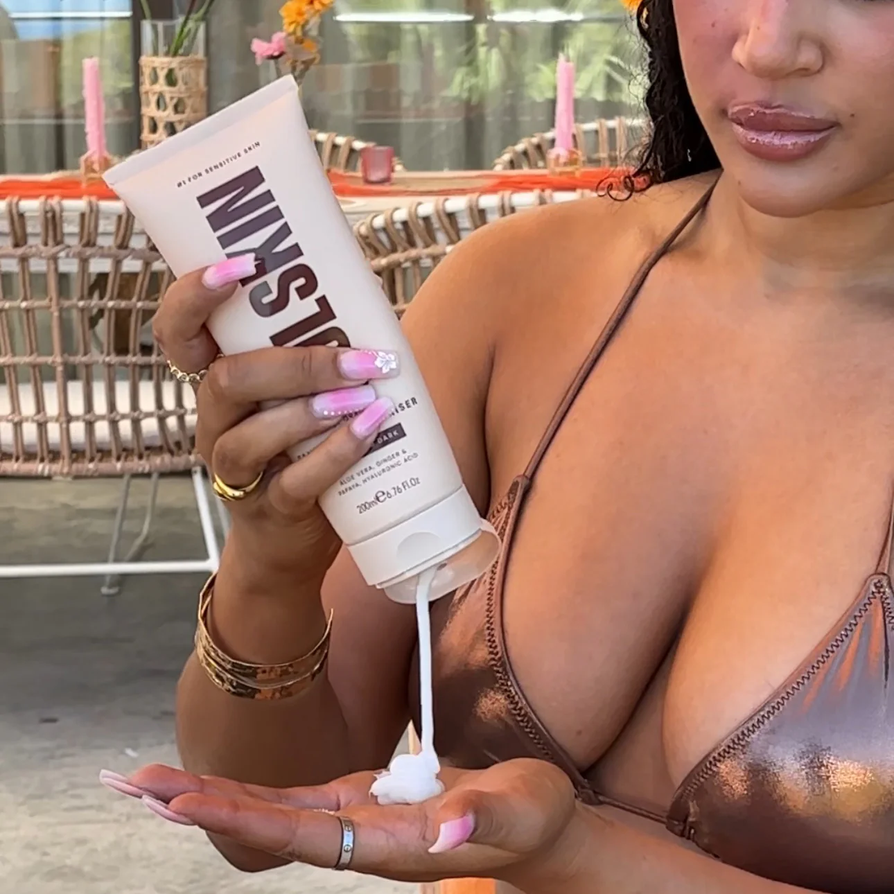 Gradual Tanning Moisturiser x2 - Image 5